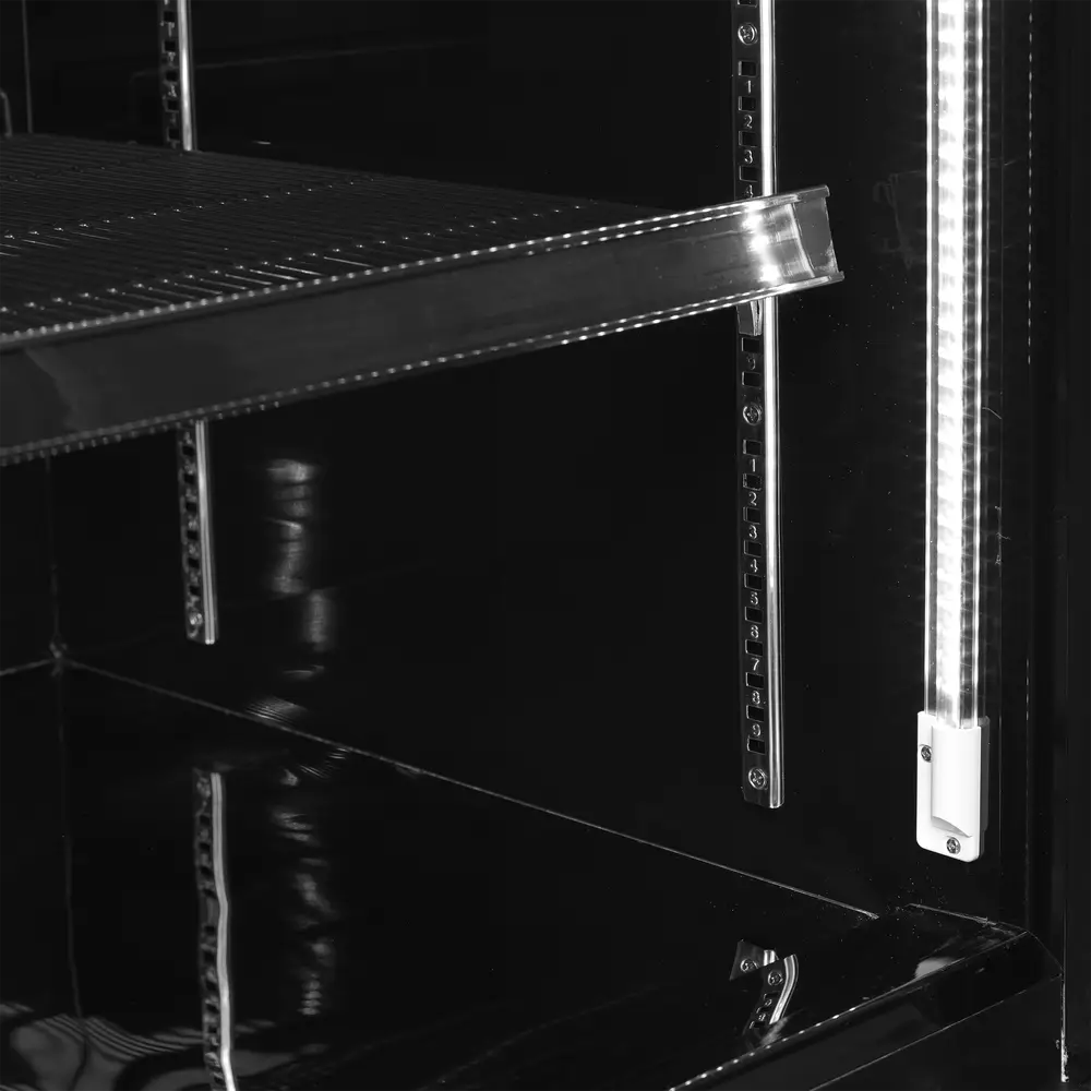 TEFCOLD Atom Maxi C2DBB Glass Door Merchandiser - Image 3