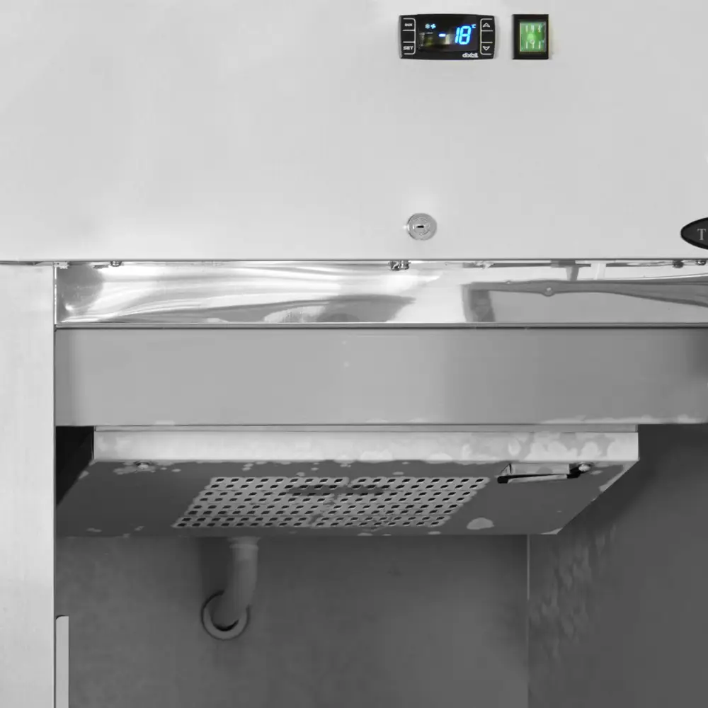 G-Line by TEFCOLD GUF140 Gastronorm Upright Freezer - Image 3