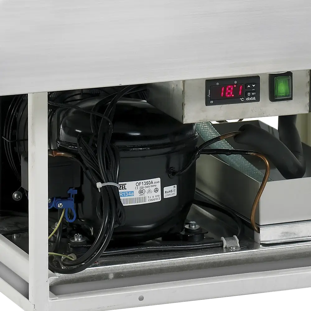 TEFCOLD CW5 Buffet Display - Image 3