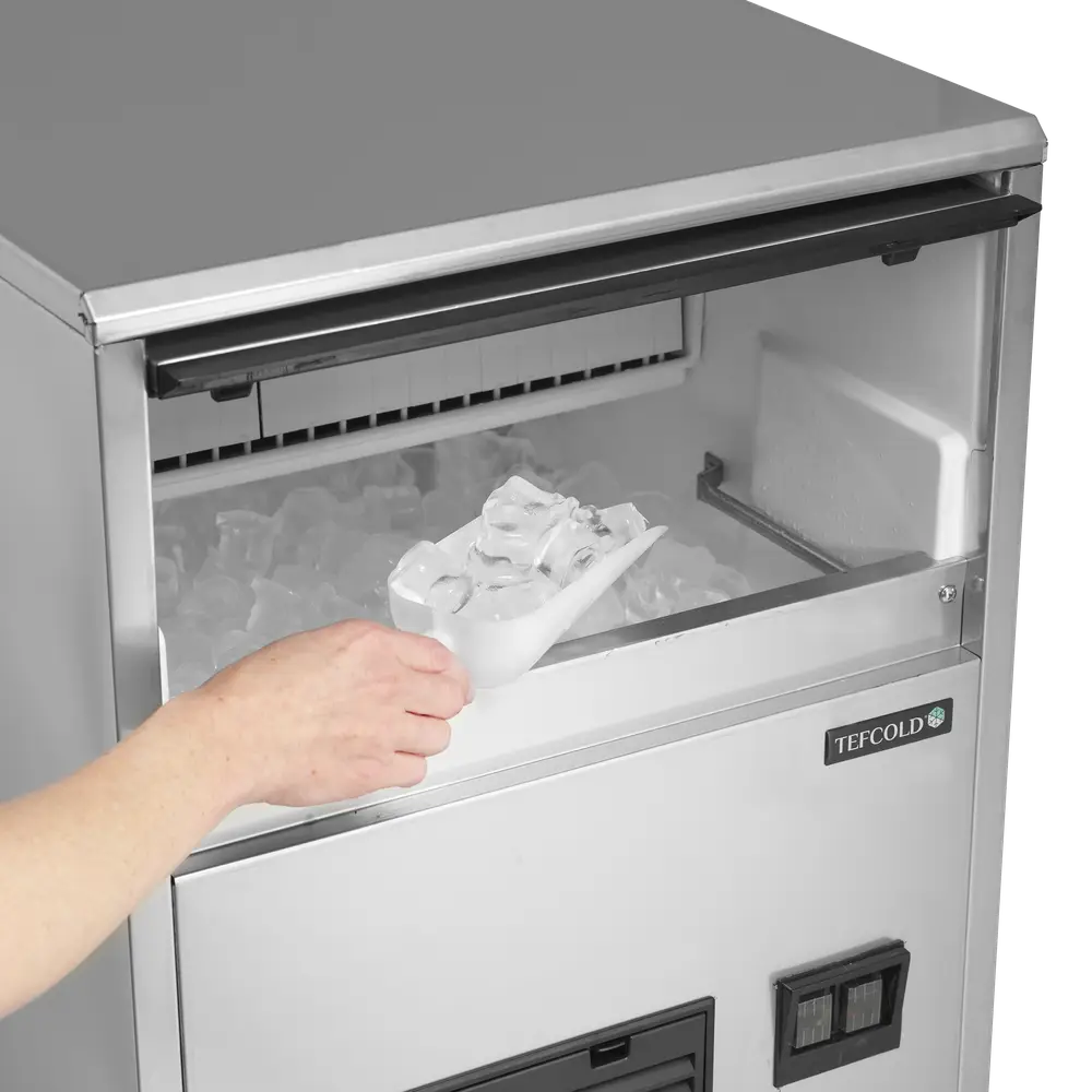 TEFCOLD TC37 Ice Maker - Image 2