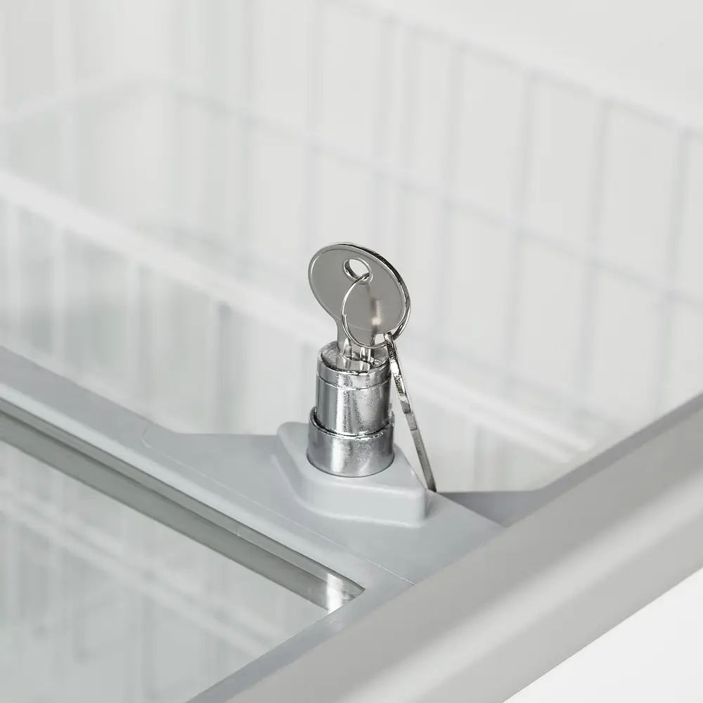 TEFCOLD IC301SC Sliding Flat Glass Lid Chest Freezer - Image 4
